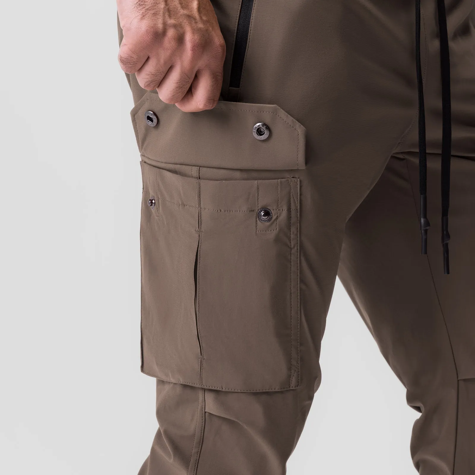 0825. Tetra-Lite™ Cargo High Rib Jogger - Deep Taupe