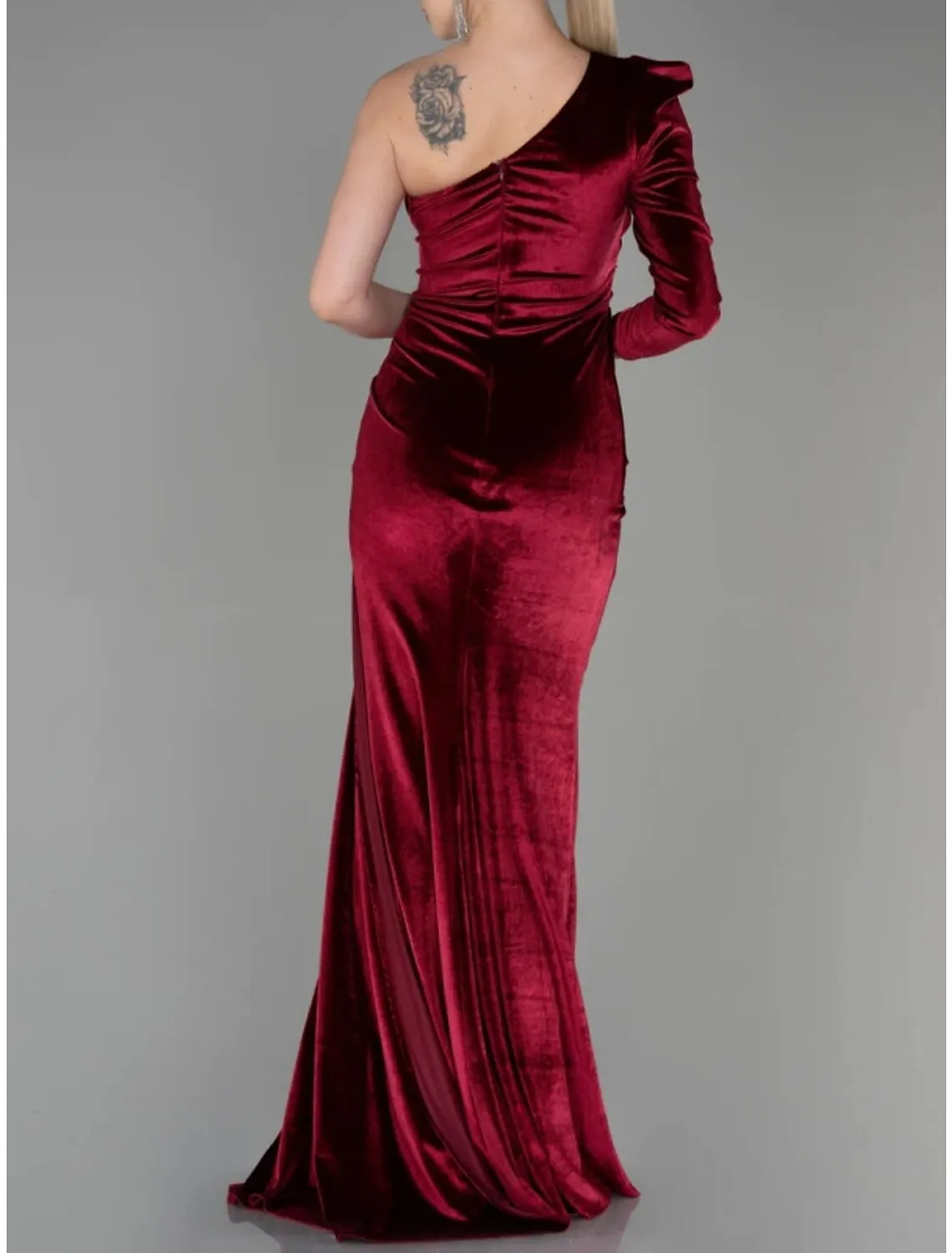 A-Line Evening Gown Christmas Elegant Dress Formal Sweep / Brush Train Long Sleeve One Shoulder Velvet with Glitter Pleats Ruched