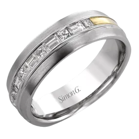 Men's Wedding Band in 14k Gold with Diamonds